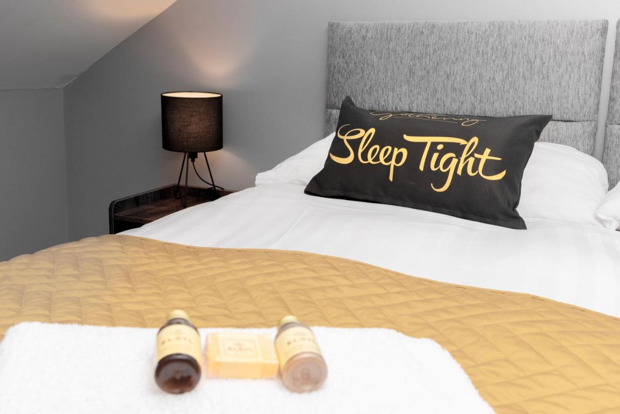 The Llangollen - Berwyn House Wrexham Ngoại thất bức ảnh