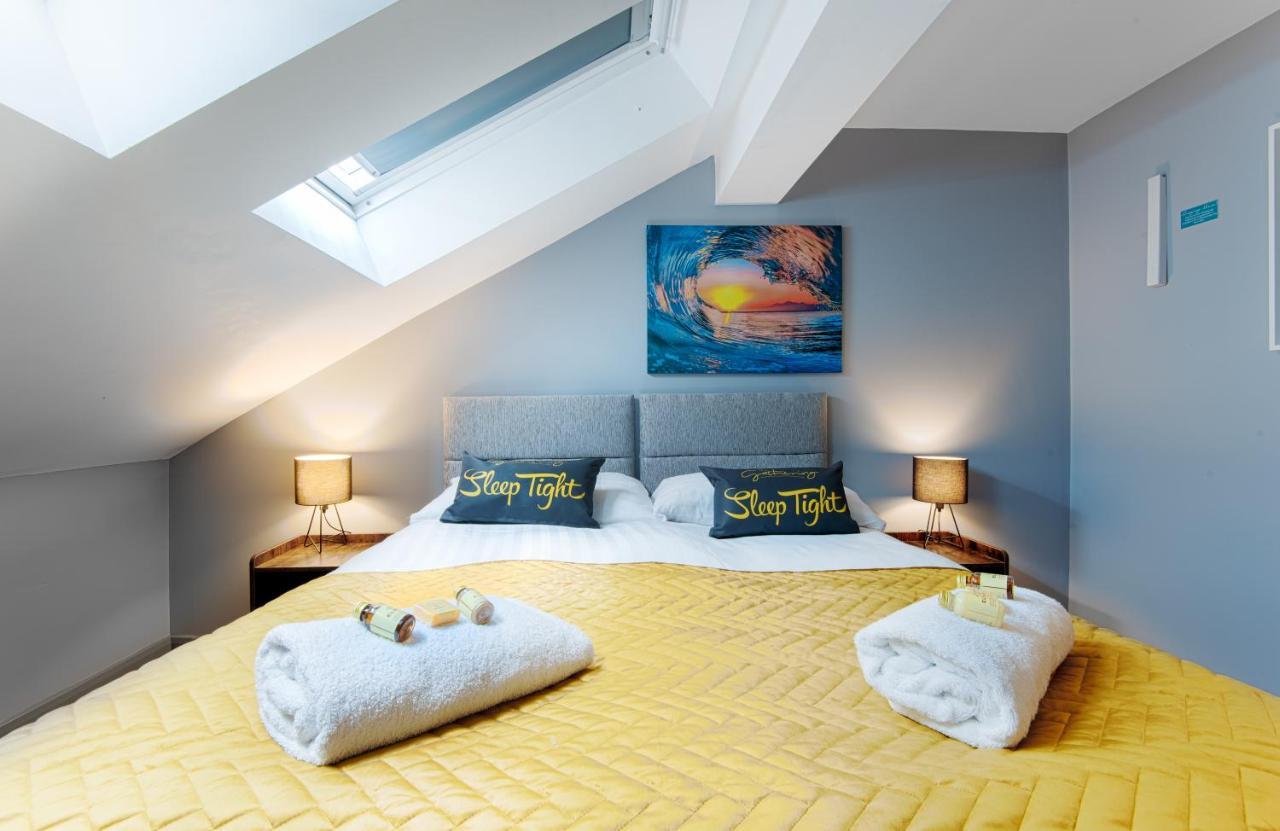 The Llangollen - Berwyn House Wrexham Ngoại thất bức ảnh